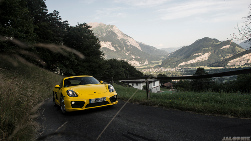 Illustration for article titled The Most Gorgeous Photos Of A Porsche Cayman You Will Ever See